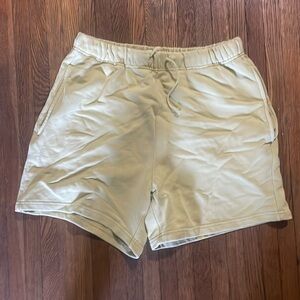 NWT Elwood butter yellow sweat shorts size M